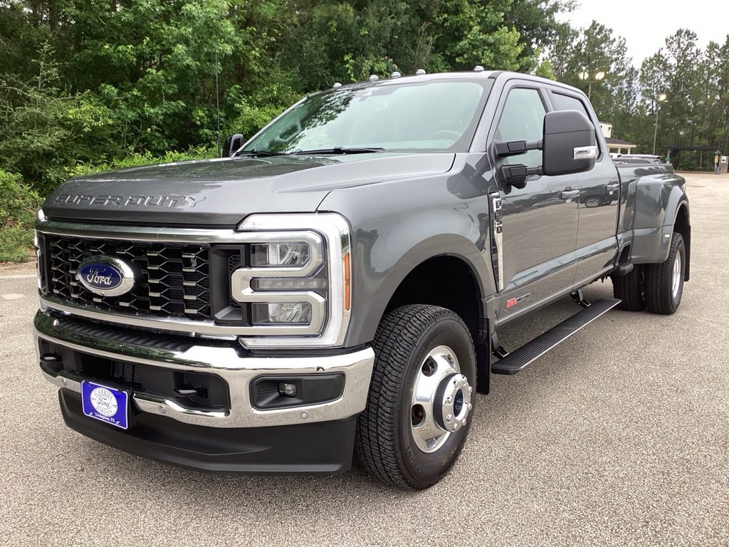 New 2026 Ford F350 Lariat w/ Lariat Ultimate Package AWD/4WD image 3