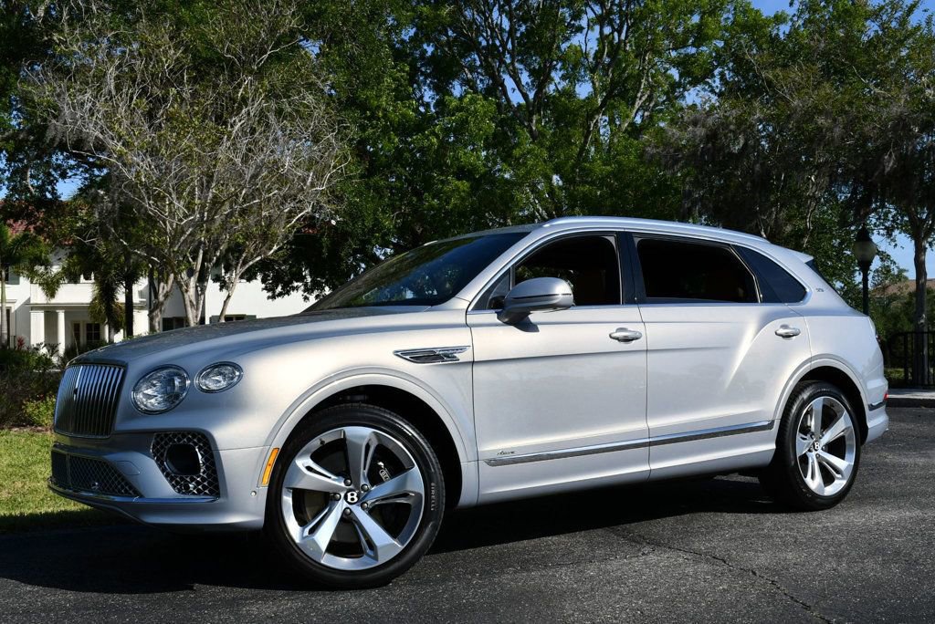 Used 2023 Bentley Bentayga Extended Wheelbase AWD/4WD image 27
