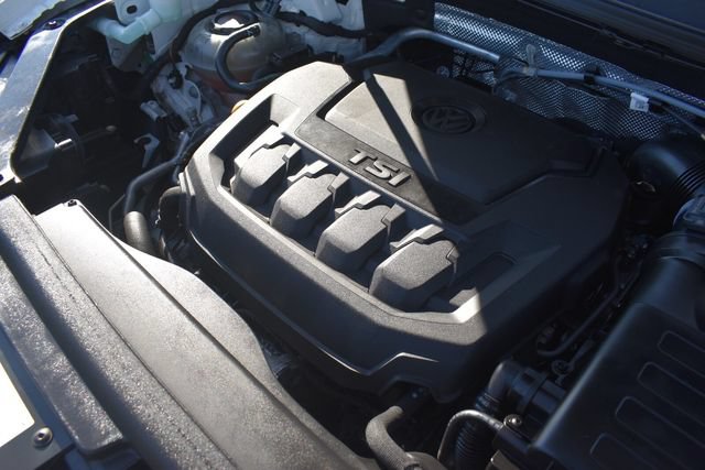 Used 2021 Volkswagen Tiguan SE FWD image 35