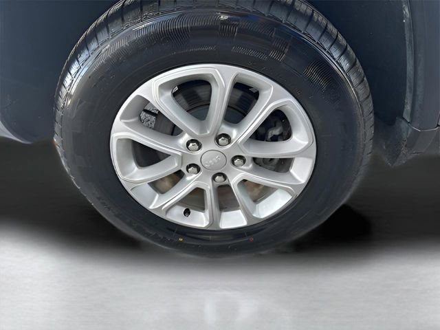 Used 2021 Jeep Grand Cherokee Laredo AWD/4WD image 35