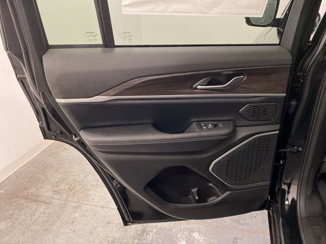 New 2026 Jeep Grand Cherokee Limited image 23