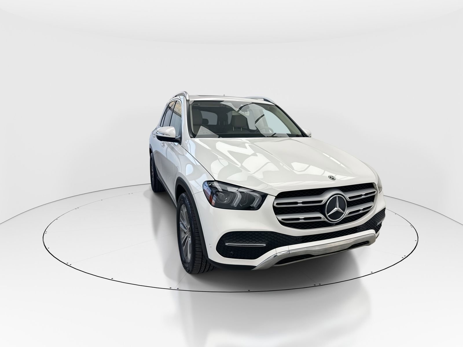 Used 2020 Mercedes-Benz GLE 350 4MATIC w/ Premium Package image 2