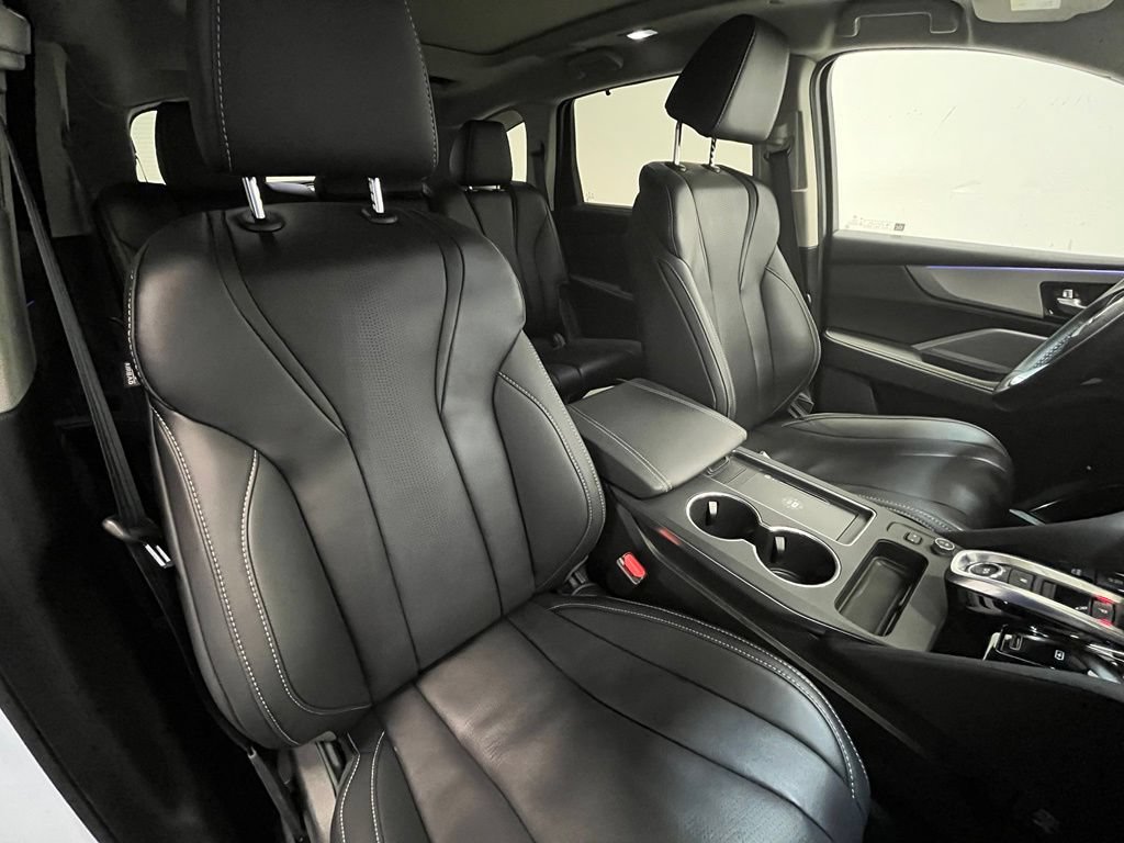 Certified 2025 Acura MDX SH-AWD w/ Technology Package image 12