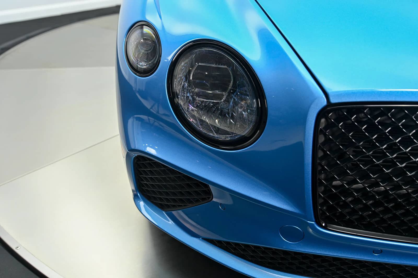 Used 2020 Bentley Continental GT AWD/4WD image 27