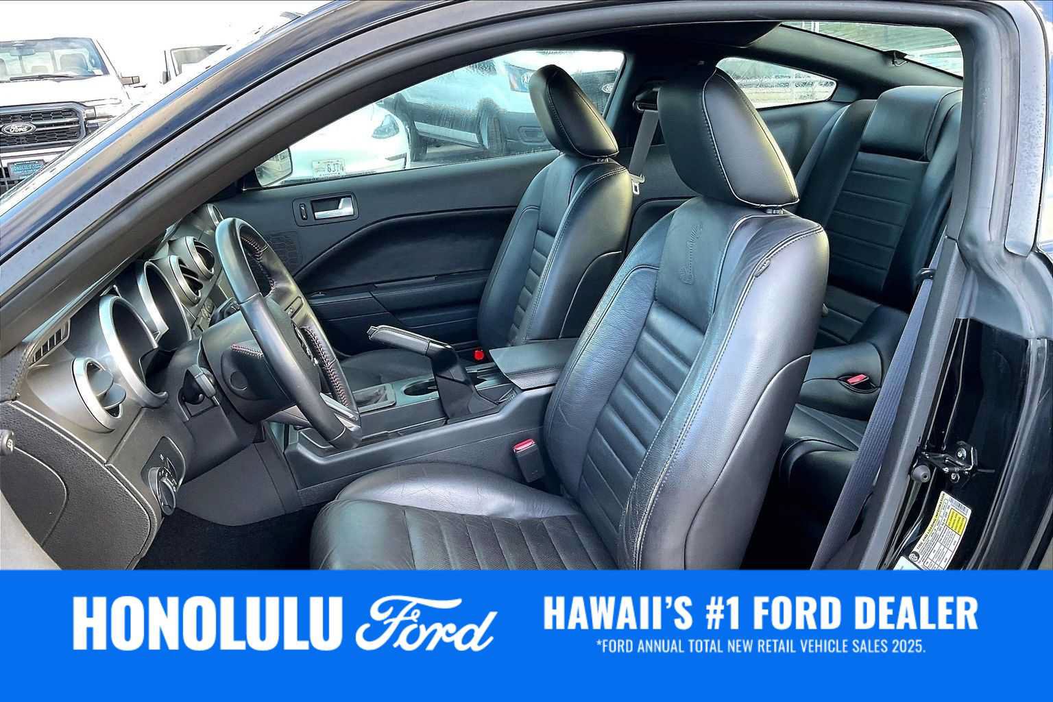 Used 2007 Ford Mustang Shelby GT500 RWD image 11