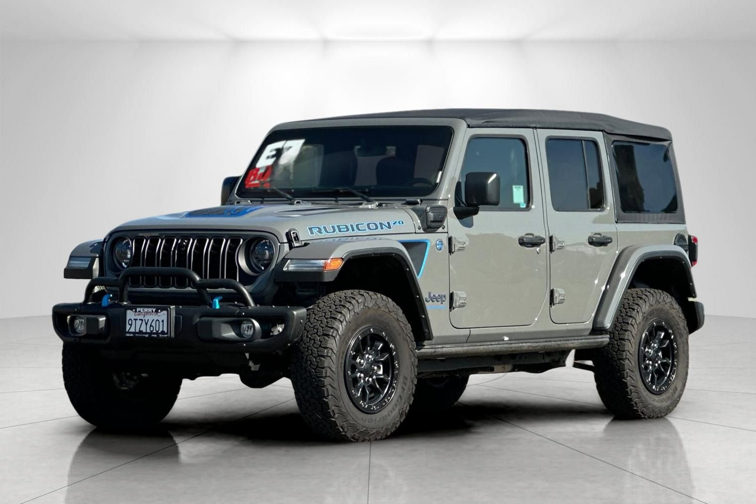 Used 2023 Jeep Wrangler Unlimited Rubicon 4xe image 7