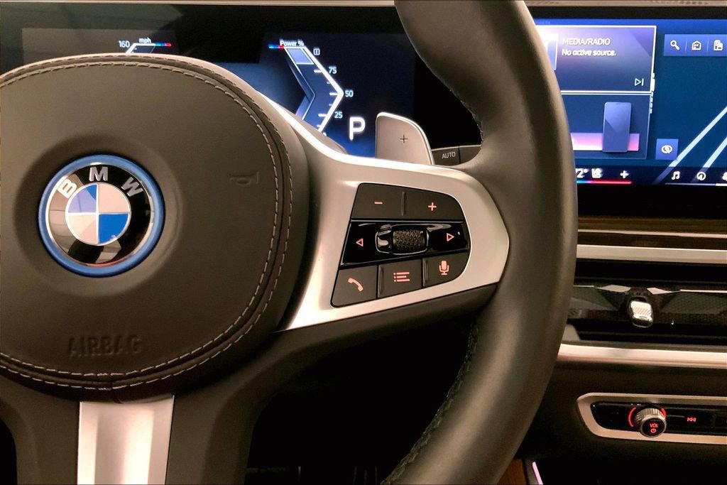 Certified 2024 BMW X5 xDrive50e w/ M Sport Package image 19