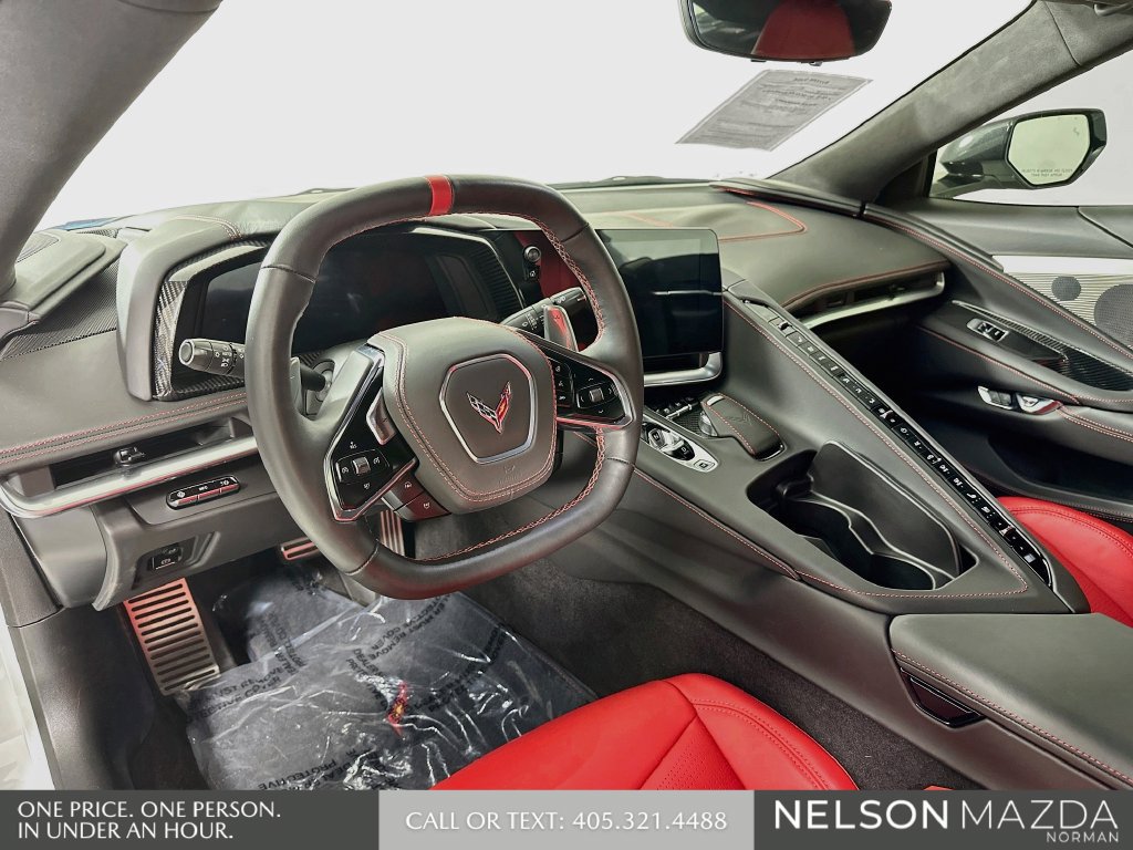 Used 2022 Chevrolet Corvette Stingray Premium Cpe w/ Z51 Performance Package RWD image 10
