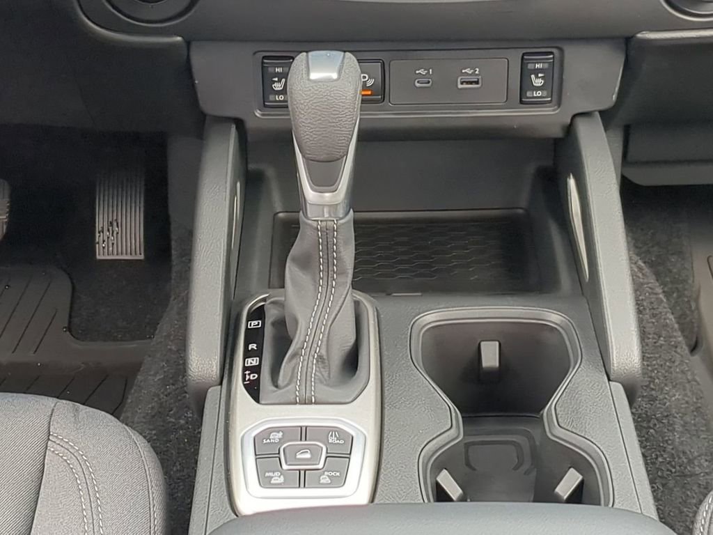 New 2026 Nissan Frontier SV image 17