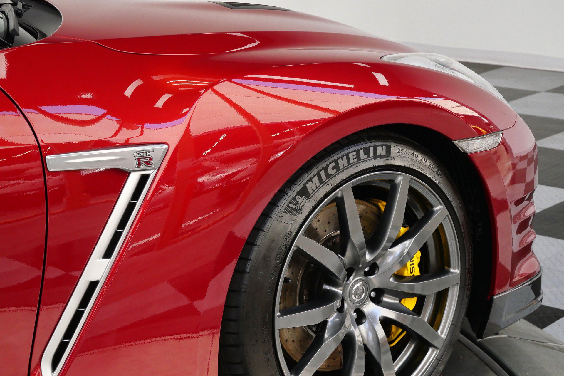 Used 2015 Nissan GT-R Premium AWD/4WD image 44