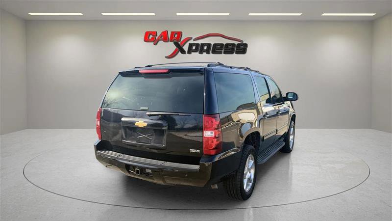 Used 2012 Chevrolet Suburban LT w/ Luxury Package image 10