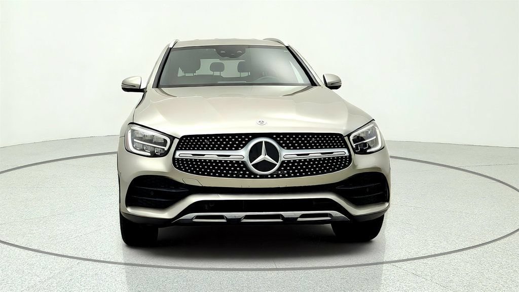 Used 2022 Mercedes-Benz GLC 300 4MATIC image 2