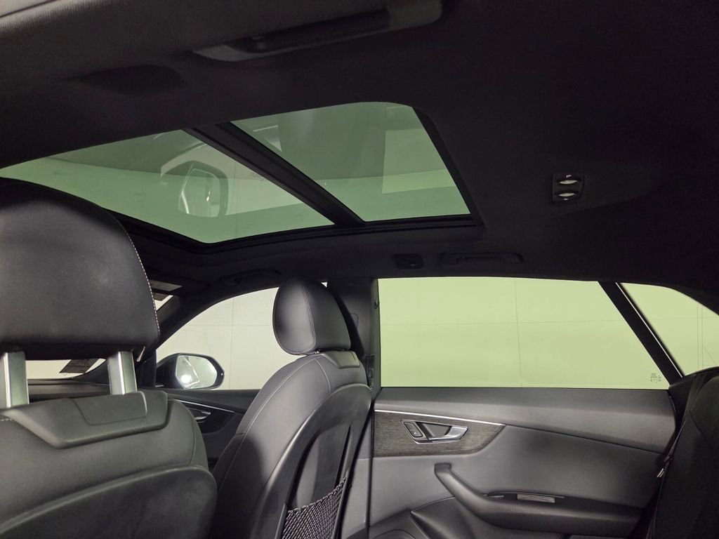 Used 2019 Audi Q8 Premium w/ Convenience Package image 27