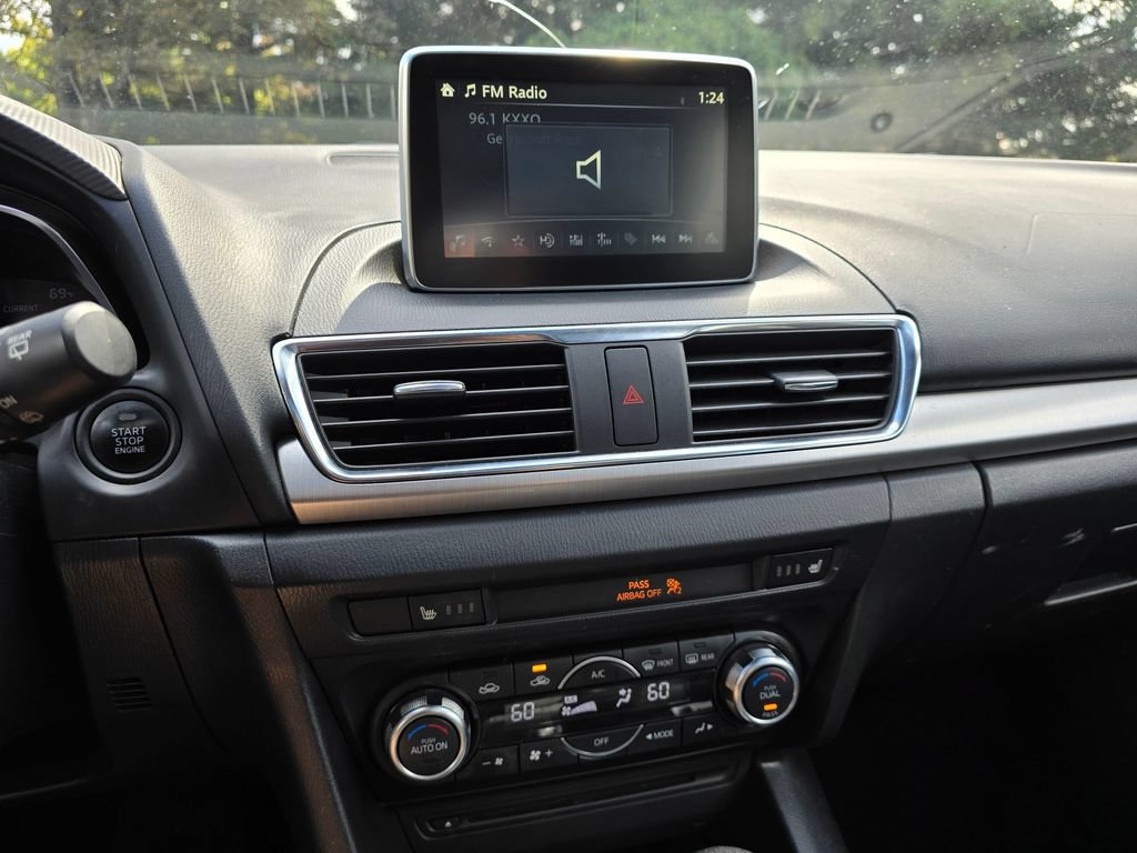 Used 2016 MAZDA MAZDA3 s Grand Touring w/ Technology Package FWD image 18