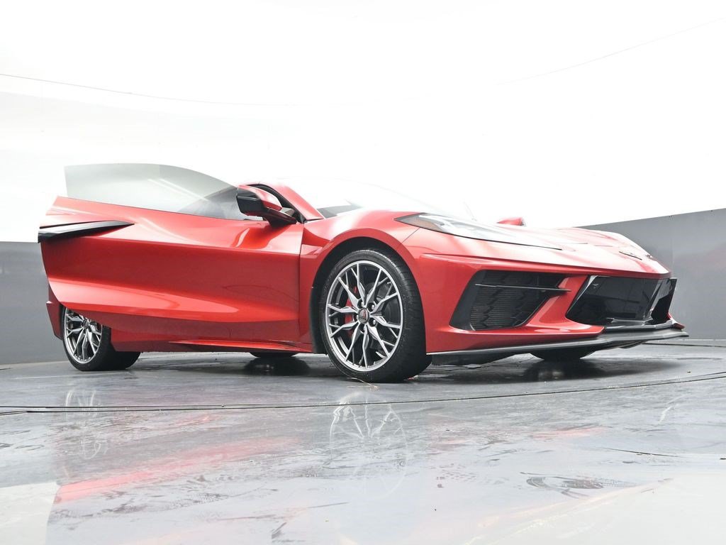 Used 2024 Chevrolet Corvette Stingray Preferred Conv w/ Battery Protection Package RWD image 40