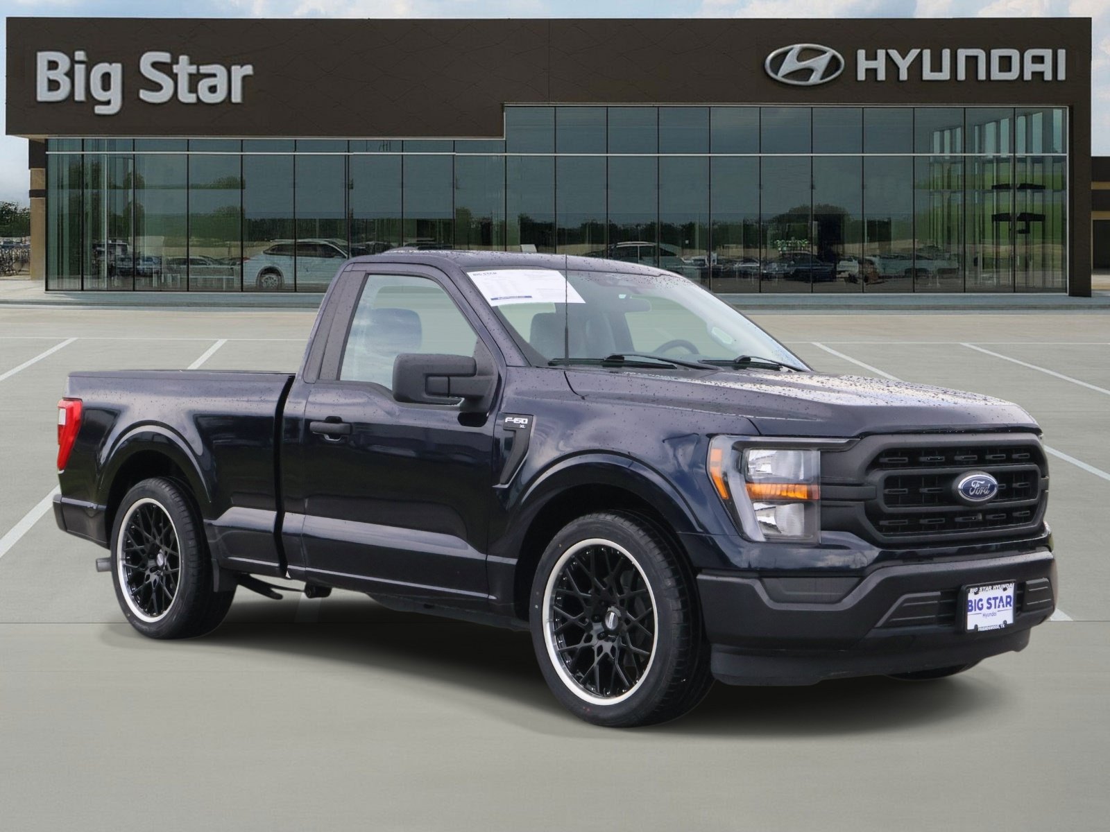 Used 2023 Ford F150 XL RWD image 6