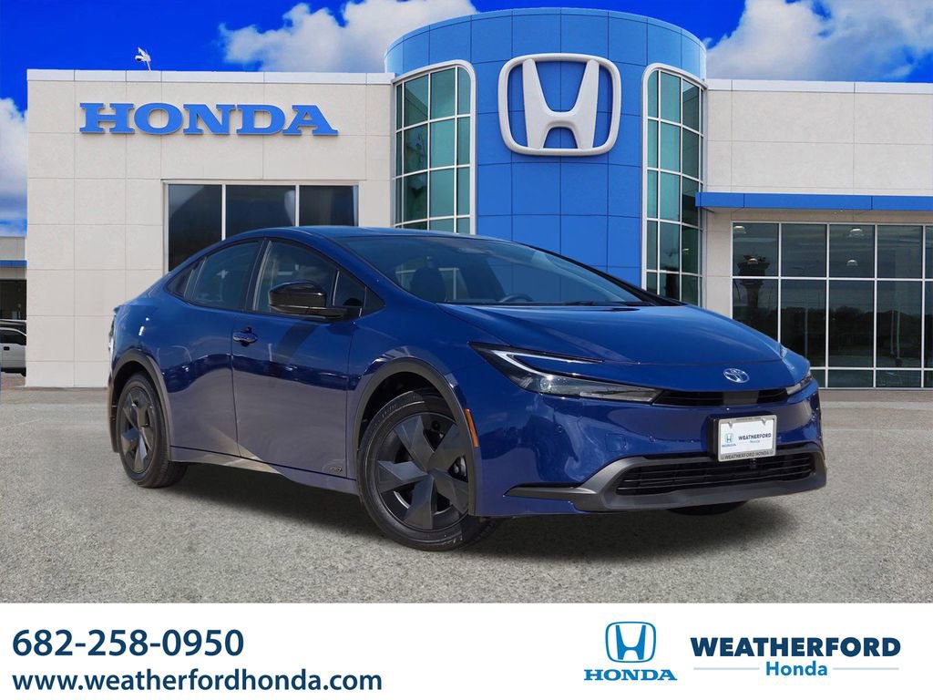 Used 2026 Toyota Prius LE video 1