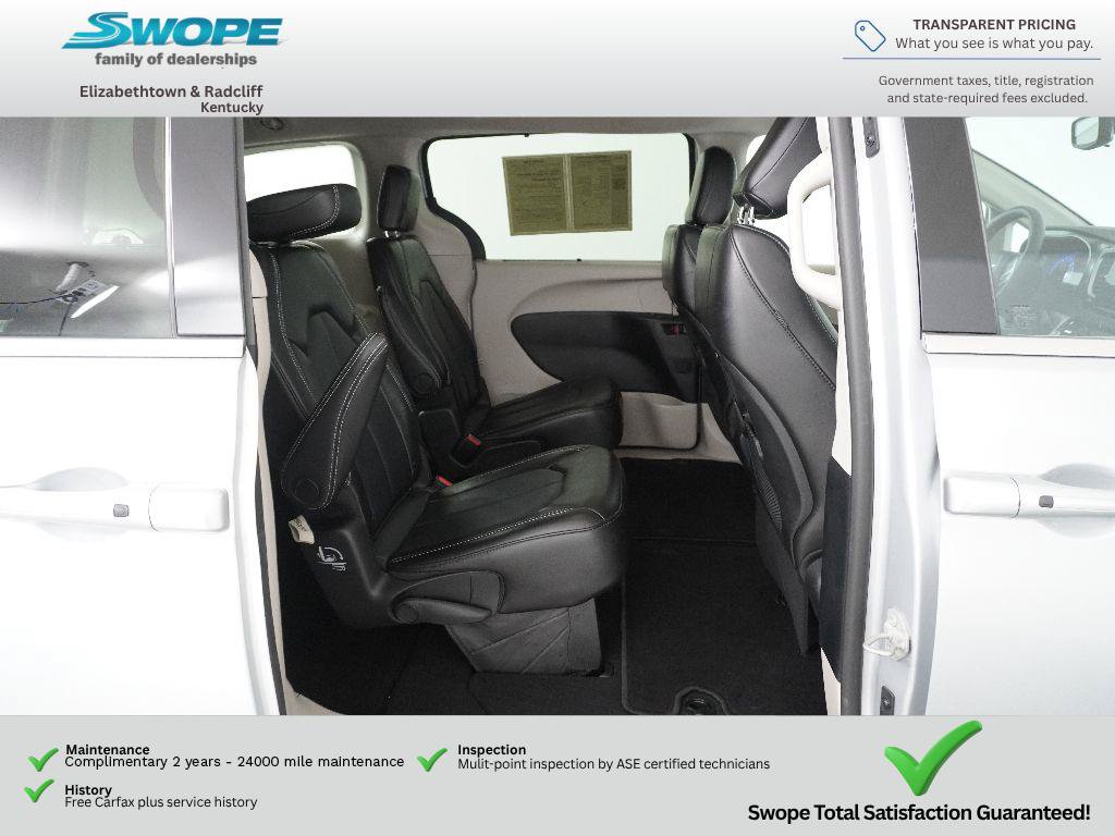 Used 2024 Chrysler Pacifica Touring-L FWD image 10