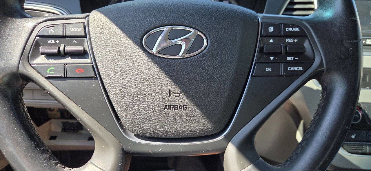 Used 2015 Hyundai Sonata Sport w/ Option Group 03 image 18