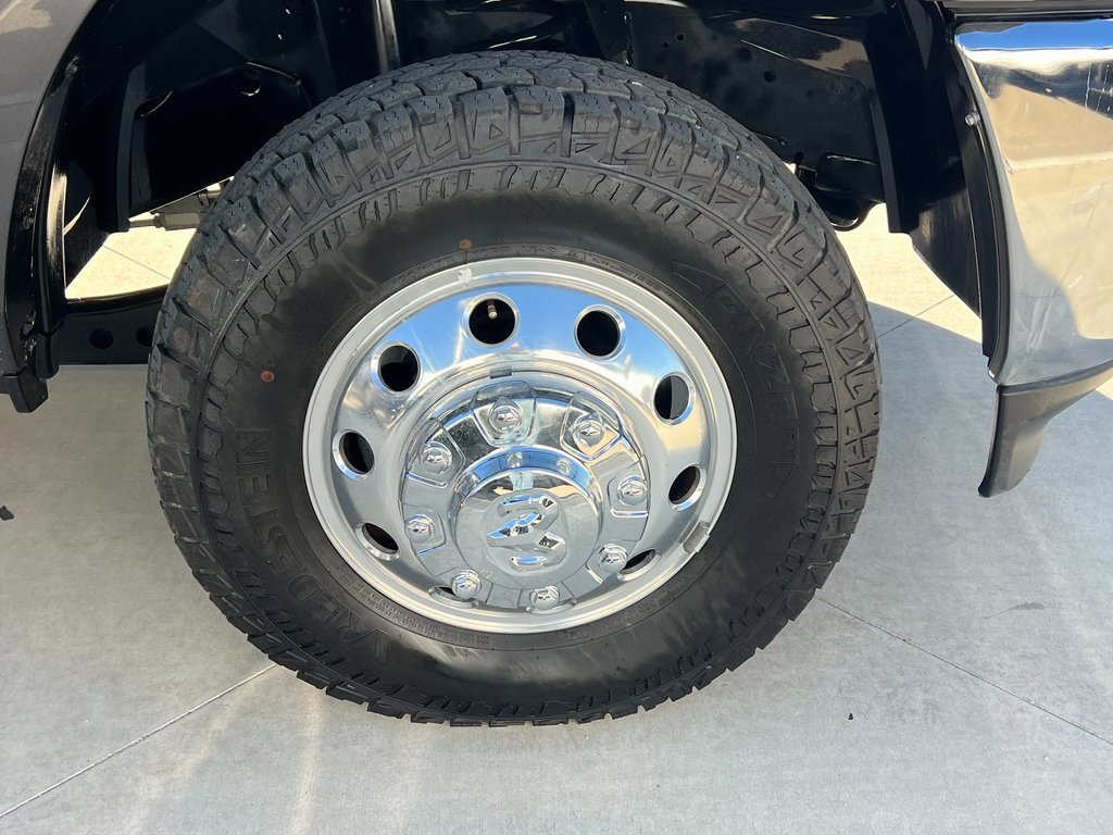 Used 2022 RAM 3500 Laramie image 10