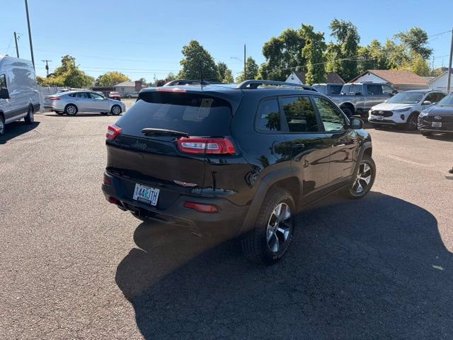 Used 2017 Jeep Cherokee Trailhawk w/ Comfort/Convenience Group AWD/4WD image 10