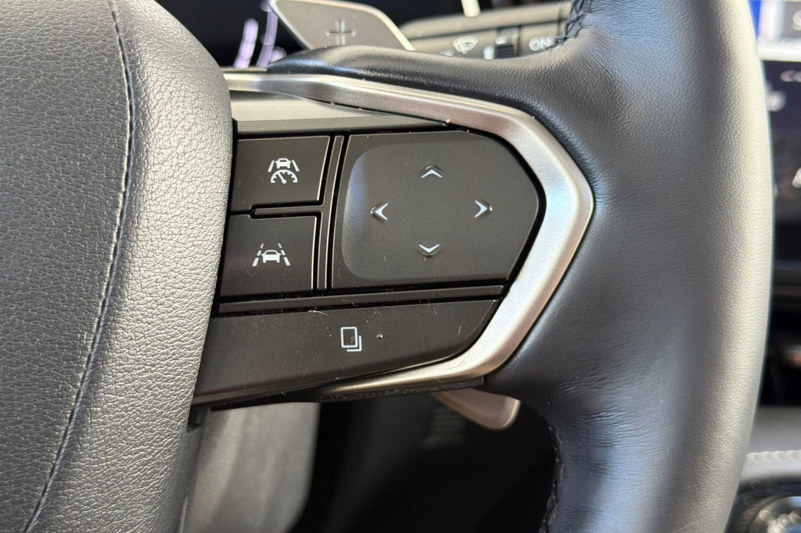 Used 2025 Lexus NX 350h AWD w/ Accessory Package (P5) image 31
