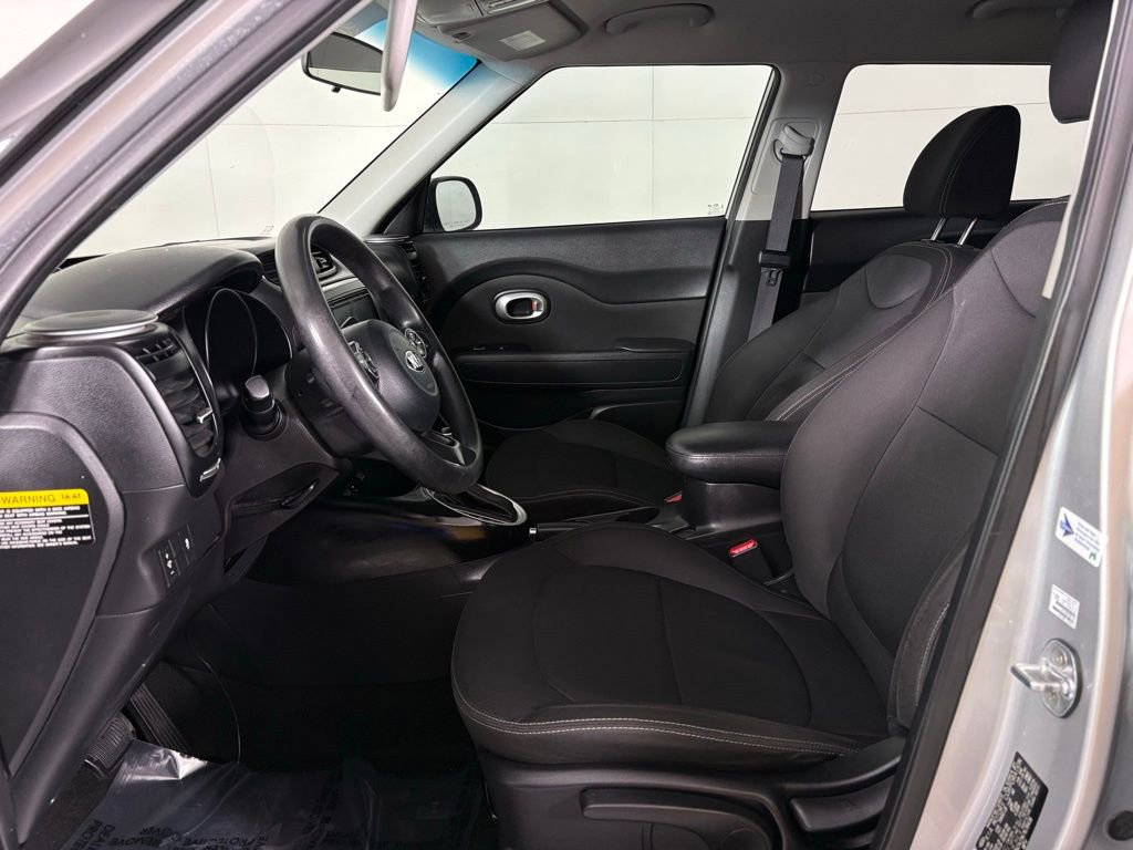 Used 2019 Kia Soul FWD image 14