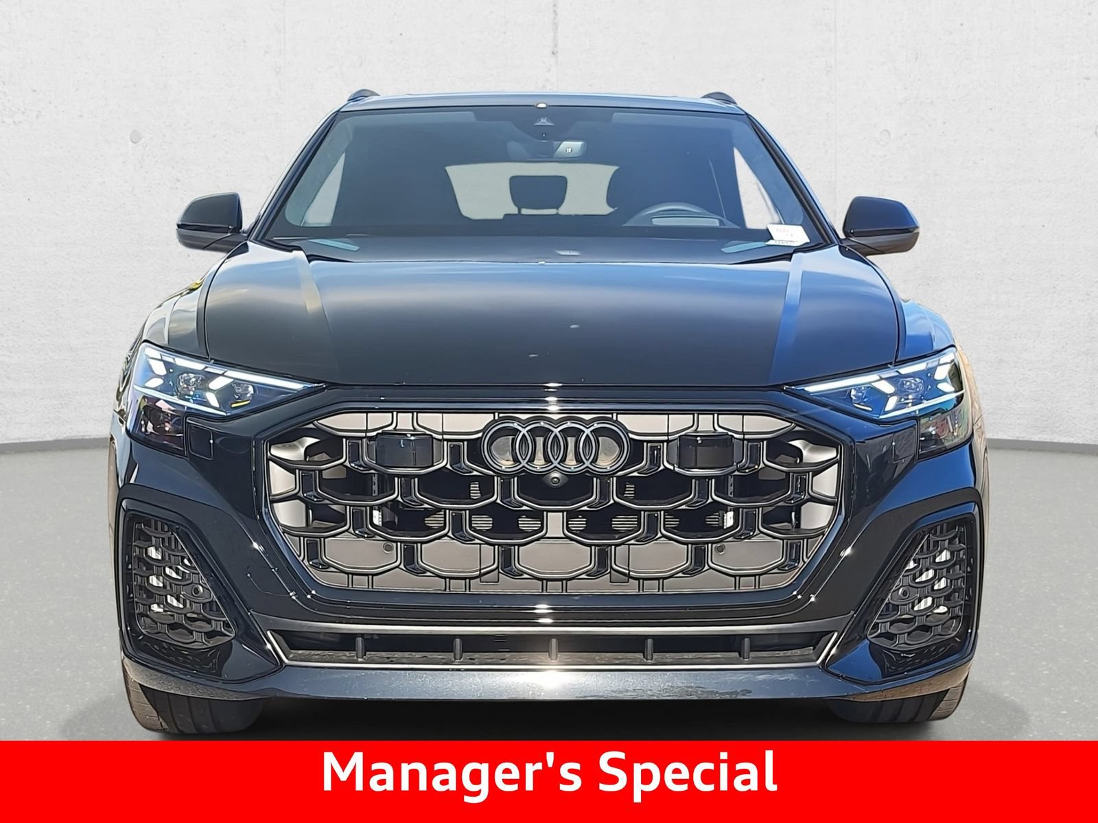 New 2026 Audi SQ8 Prestige AWD/4WD image 2