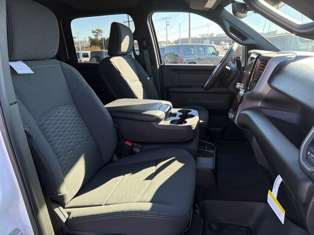 New 2026 RAM 3500 Tradesman AWD/4WD image 25