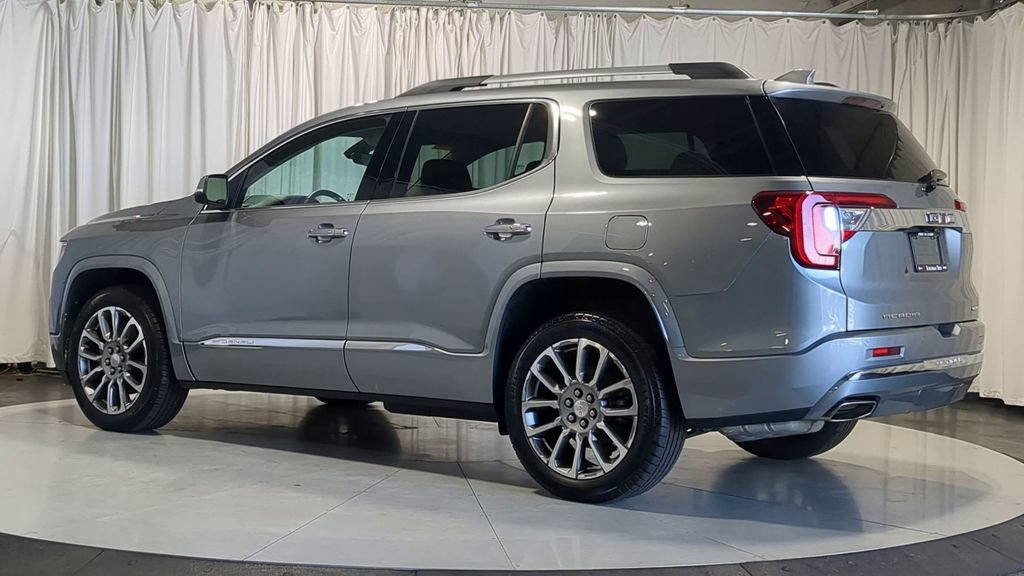 Used 2023 GMC Acadia Denali w/ Denali Technology Package AWD/4WD image 8