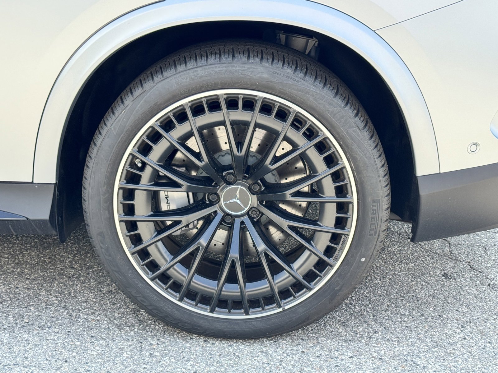 Used 2024 Mercedes-Benz GLC 43 AMG 4MATIC image 18