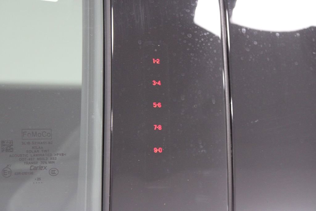 New 2025 Lincoln Navigator Reserve image 18