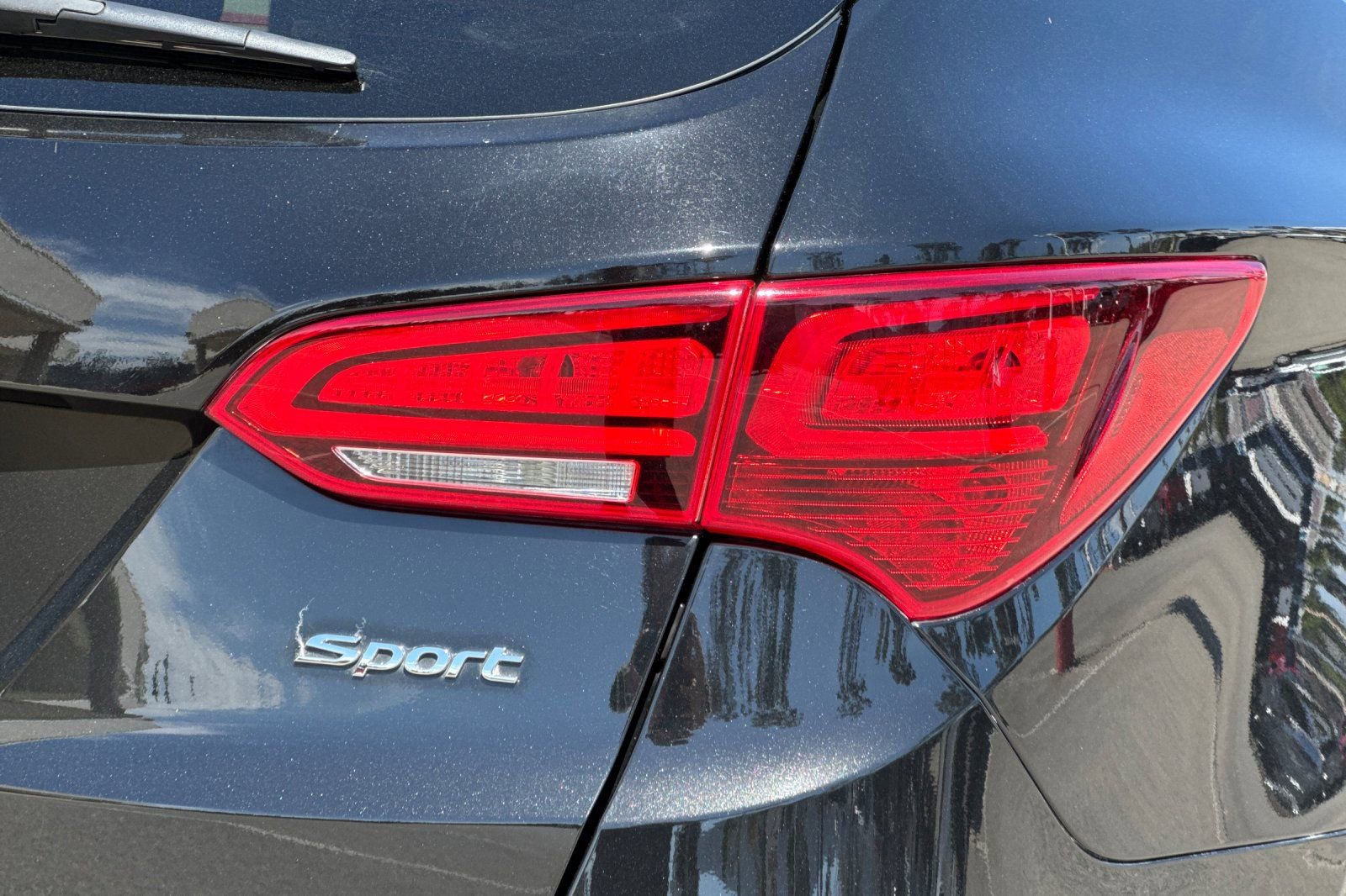 Used 2017 Hyundai Santa Fe Sport FWD image 26