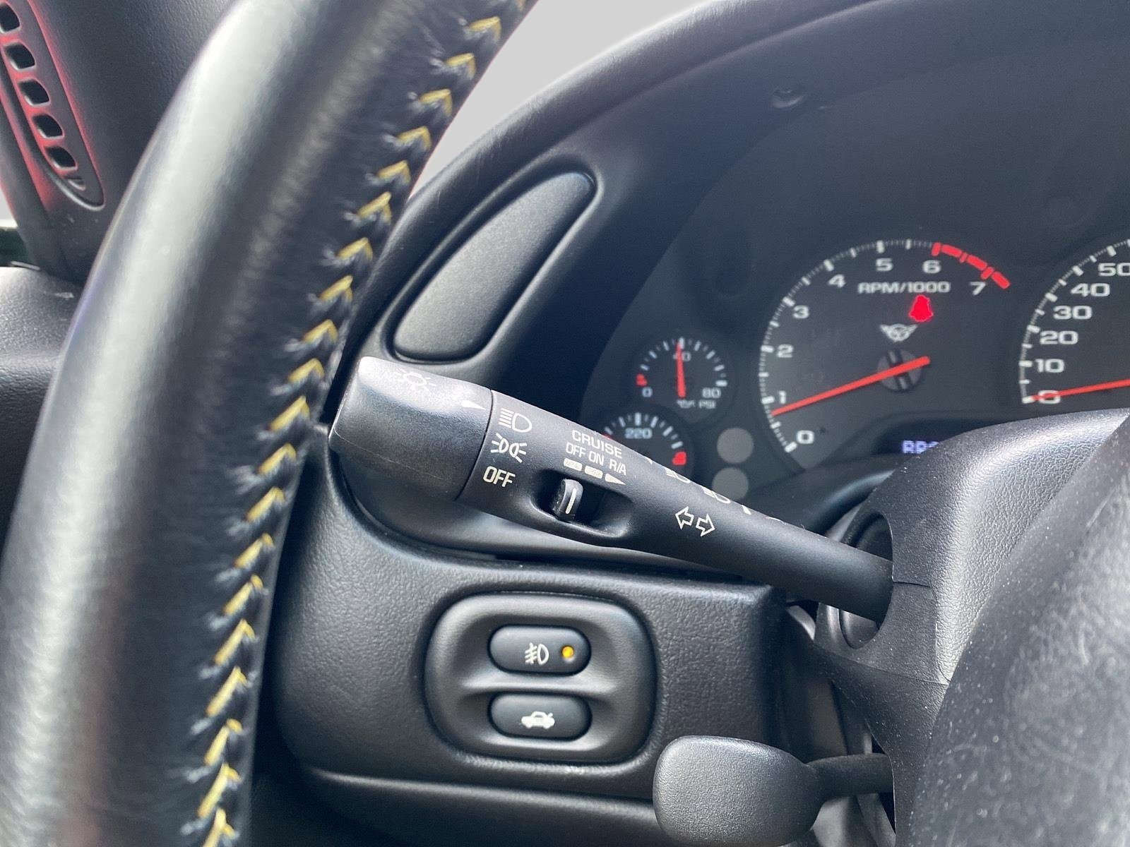 Used 1998 Chevrolet Corvette Convertible w/ Memory Pkg image 24