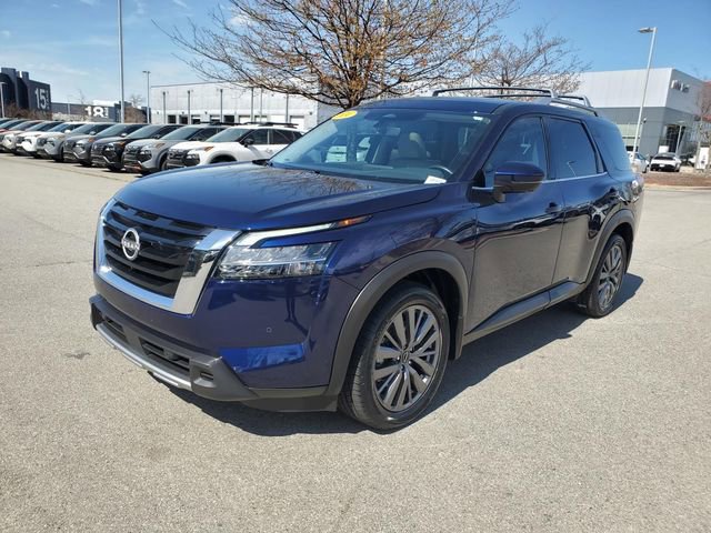 Certified 2024 Nissan Pathfinder SL w/ SL Premium Package image 8