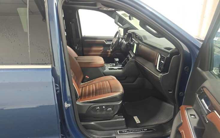 Used 2026 GMC Sierra 1500 Denali Ultimate AWD/4WD image 8