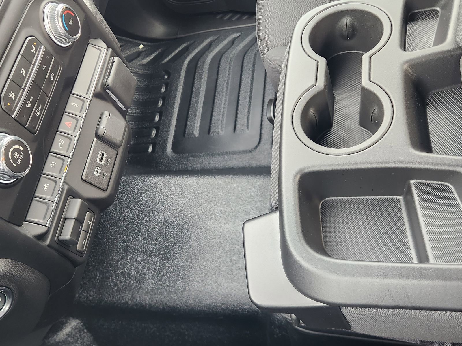 New 2026 GMC Sierra 1500 Pro w/ Pro Value Package image 24