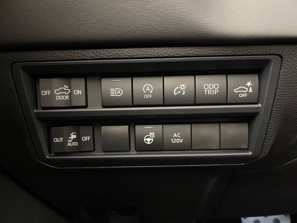 New 2026 Toyota Tundra Platinum AWD/4WD image 28