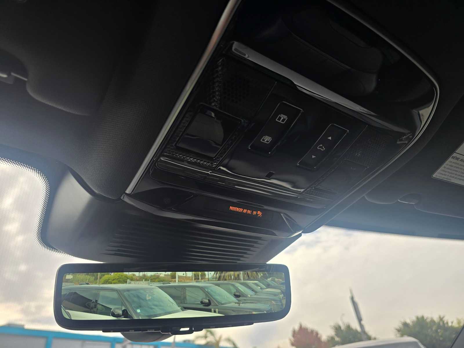 New 2026 Land Rover Range Rover Sport Dynamic SE AWD/4WD image 34