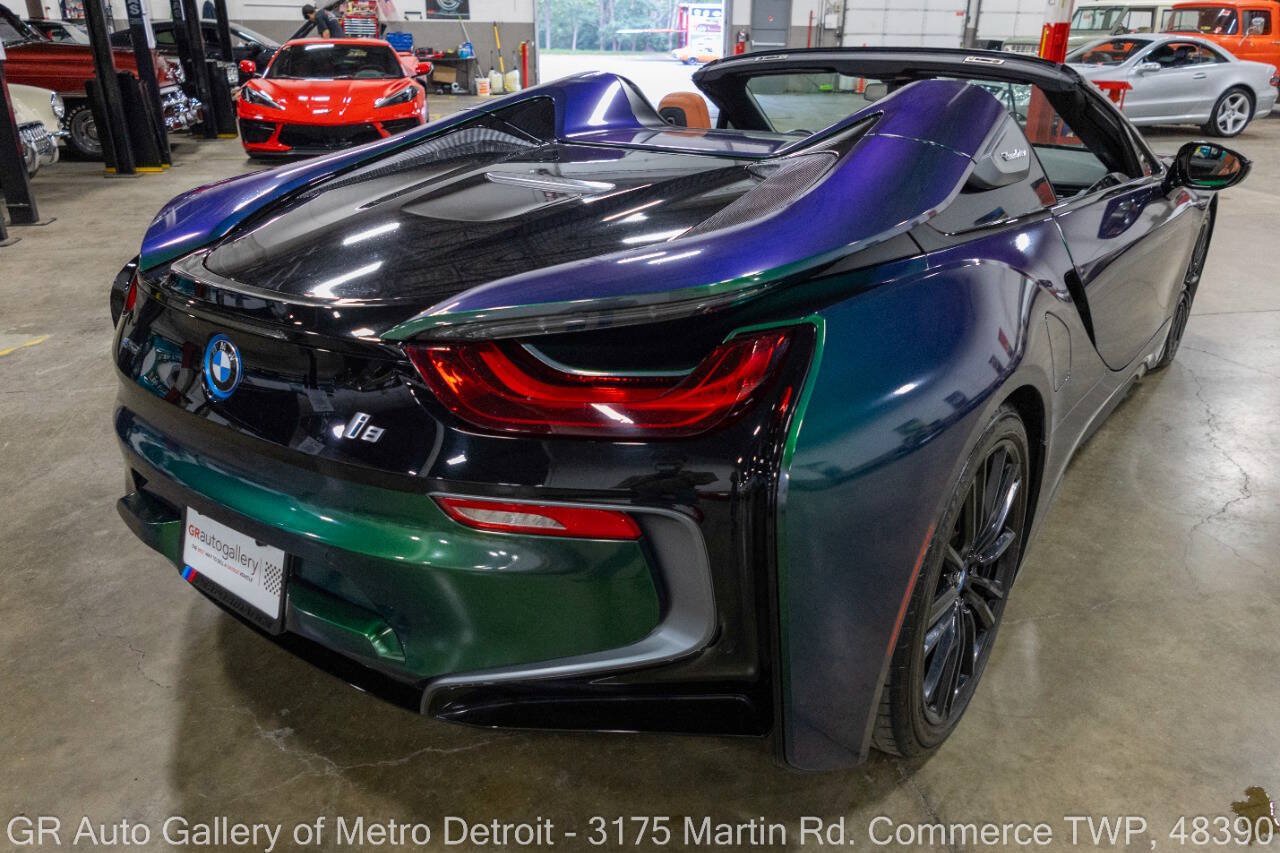 Used 2019 BMW i8 Roadster AWD/4WD image 16