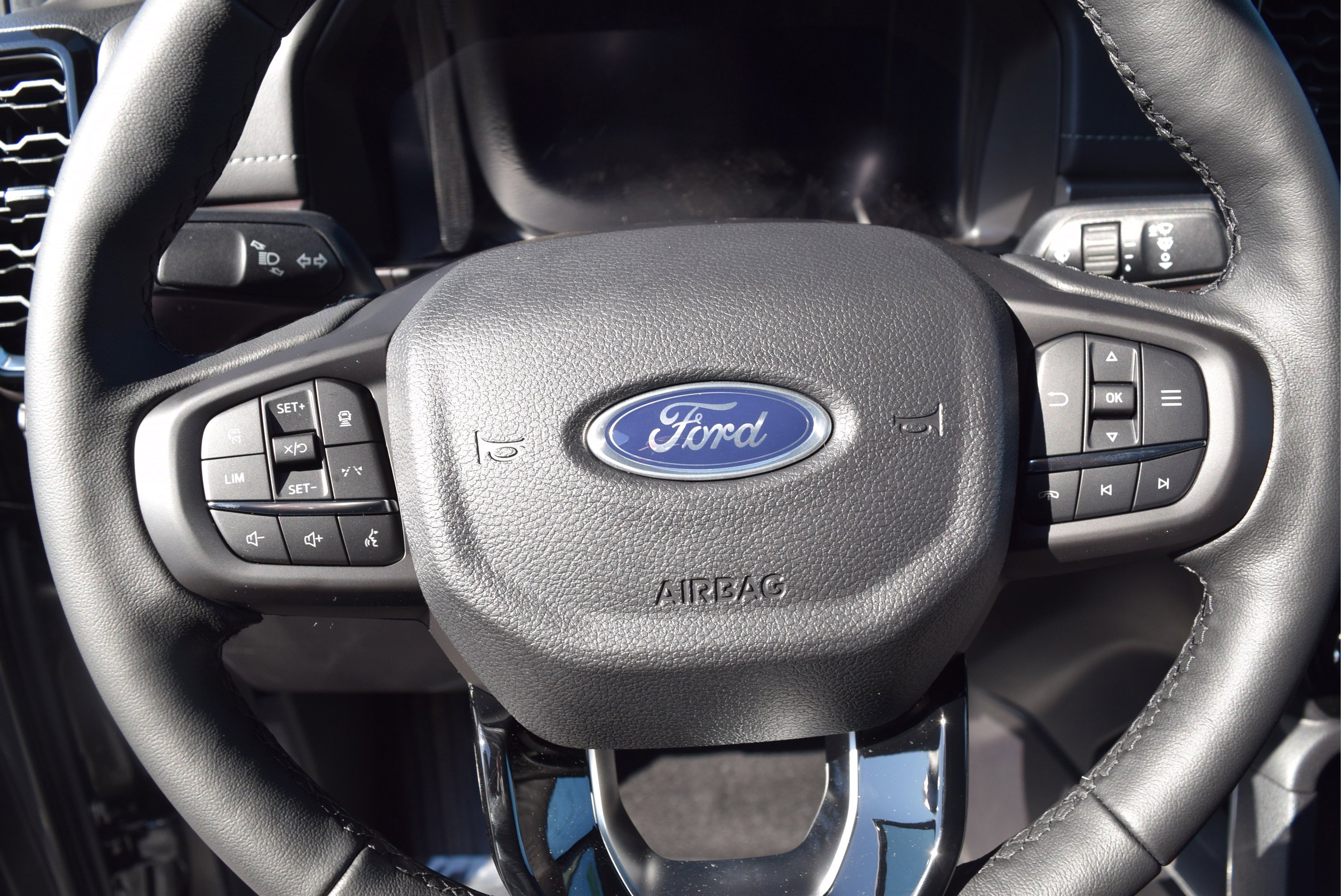 Used 2025 Ford Ranger Lariat image 7