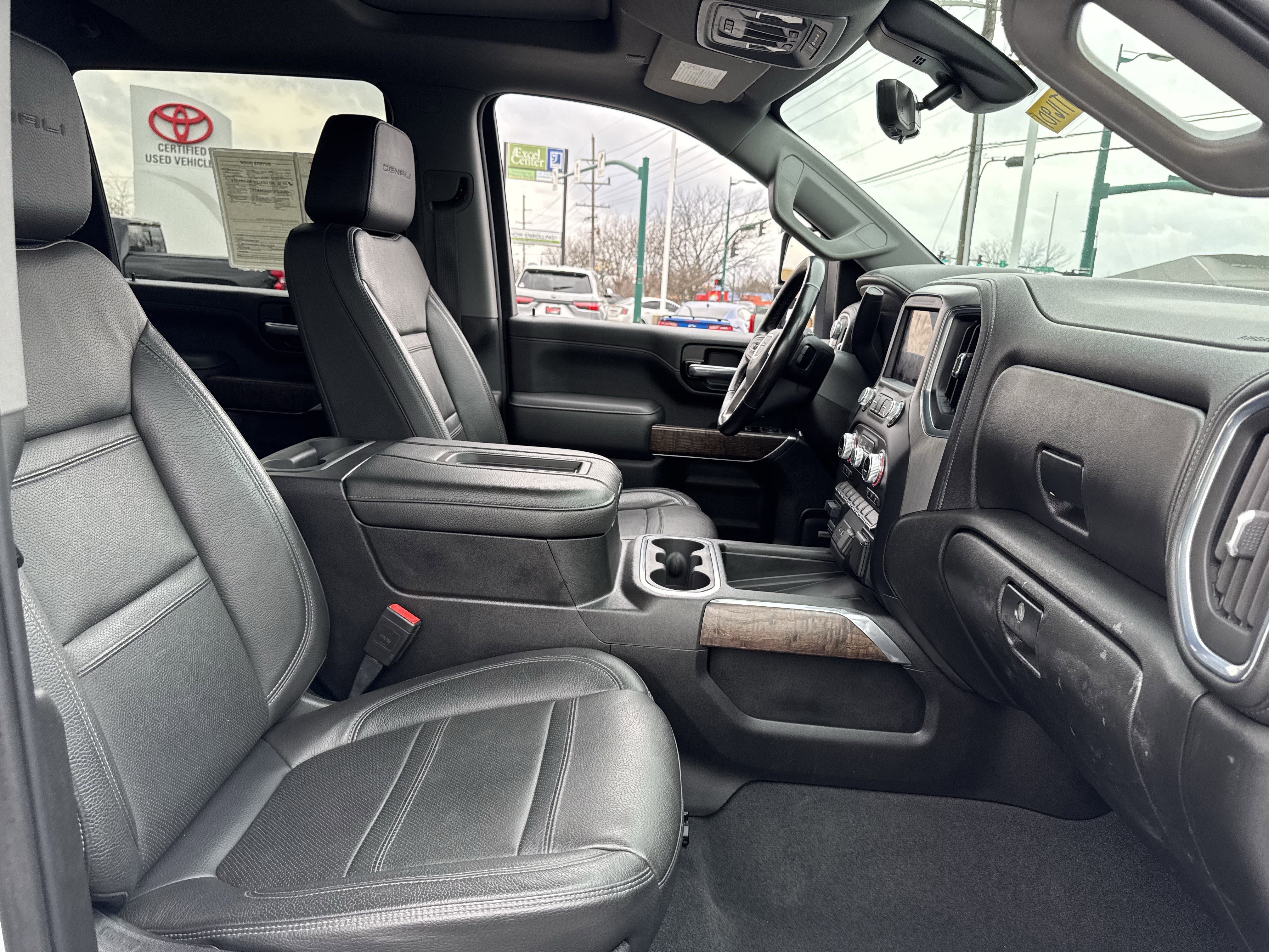 Used 2021 GMC Sierra 3500 Denali w/ Denali Ultimate Package image 34