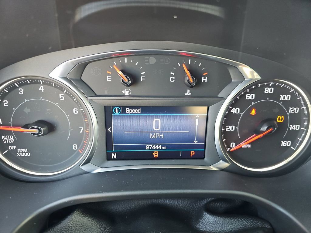 Used 2022 GMC Acadia SLE FWD image 2