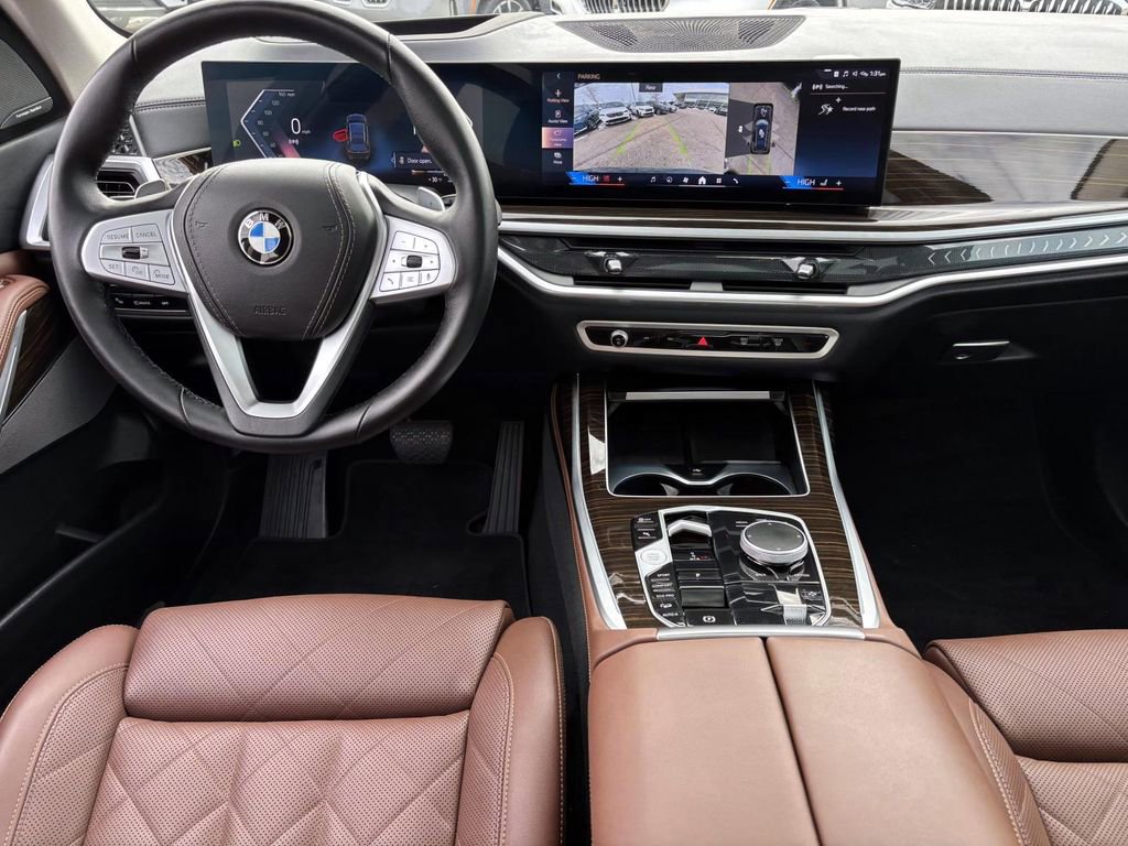 Certified 2025 BMW X7 xDrive40i image 29