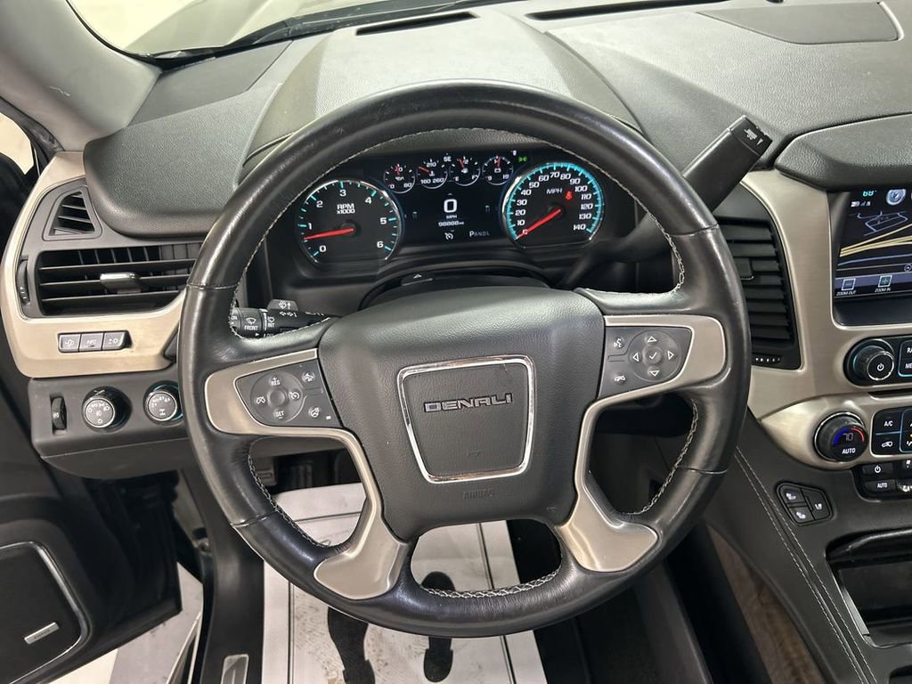 Used 2018 GMC Yukon Denali w/ Open Road Package AWD/4WD image 4