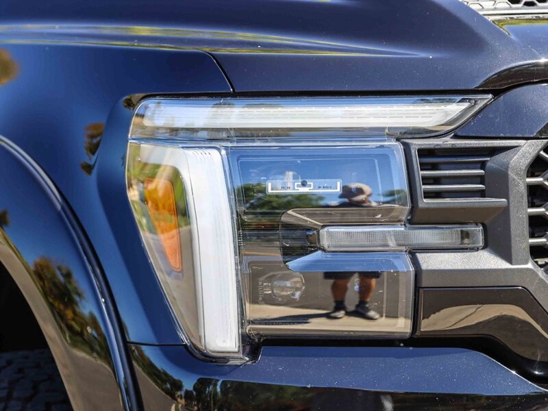 Used 2025 Ford F150 Lariat w/ Equipment Group 502A High AWD/4WD image 10