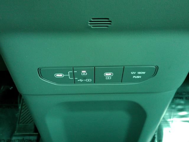 Used 2024 Kia EV9 Light image 47