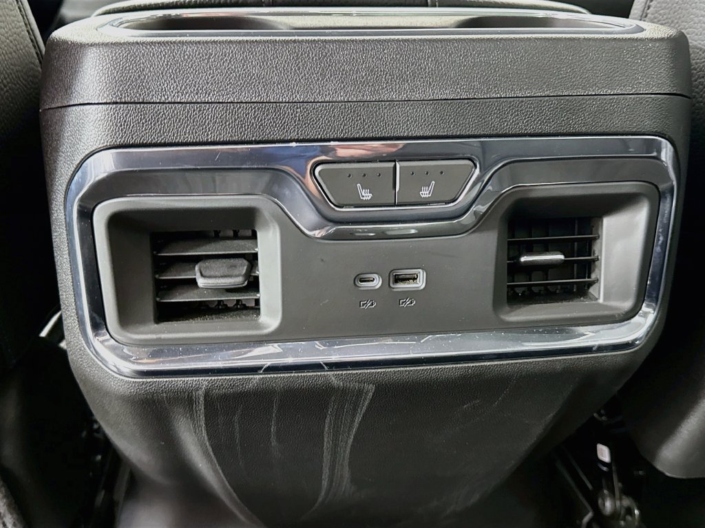 Used 2023 GMC Sierra 1500 Denali AWD/4WD image 26