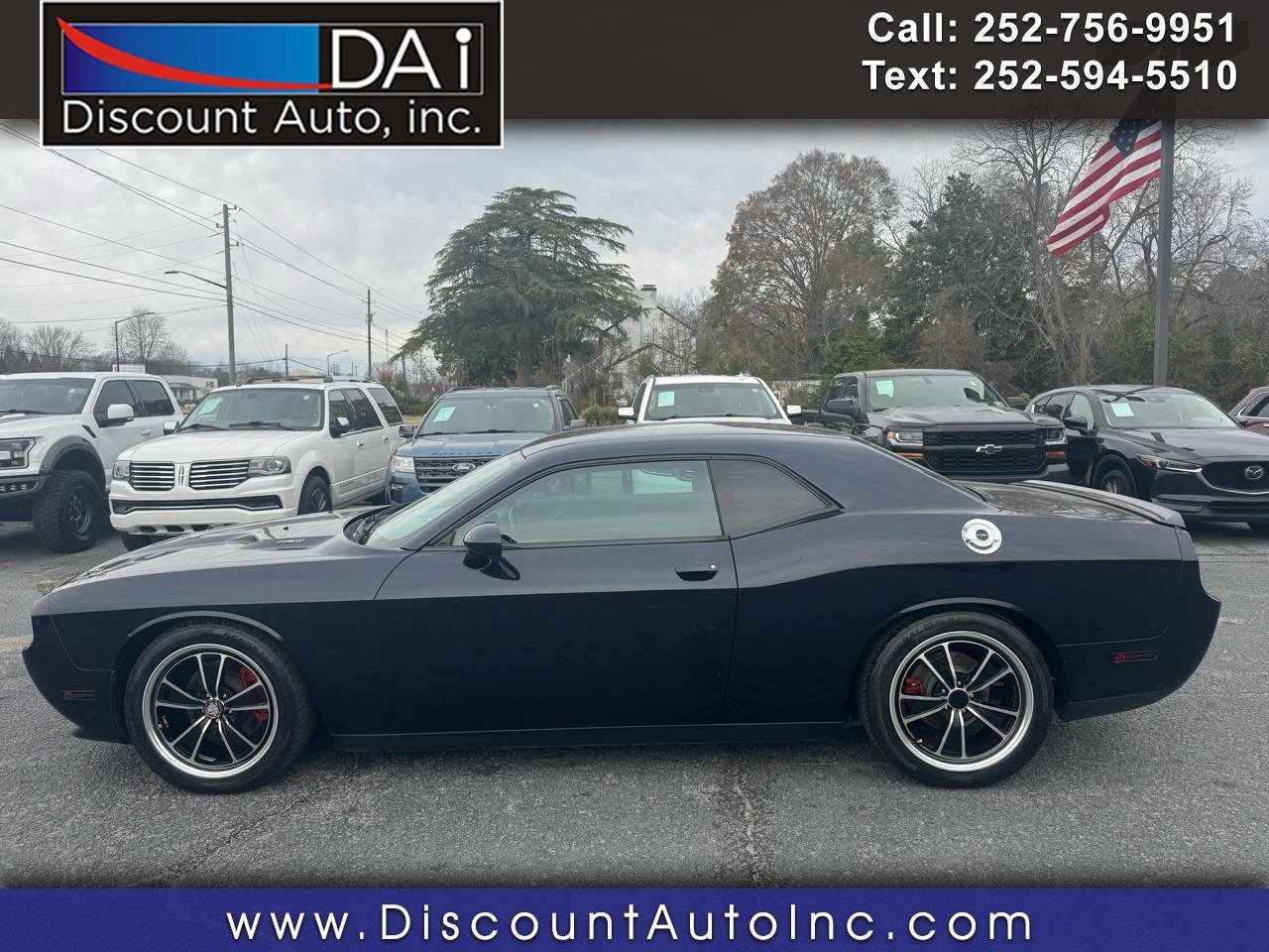 Used 2012 Dodge Challenger R/T image 1