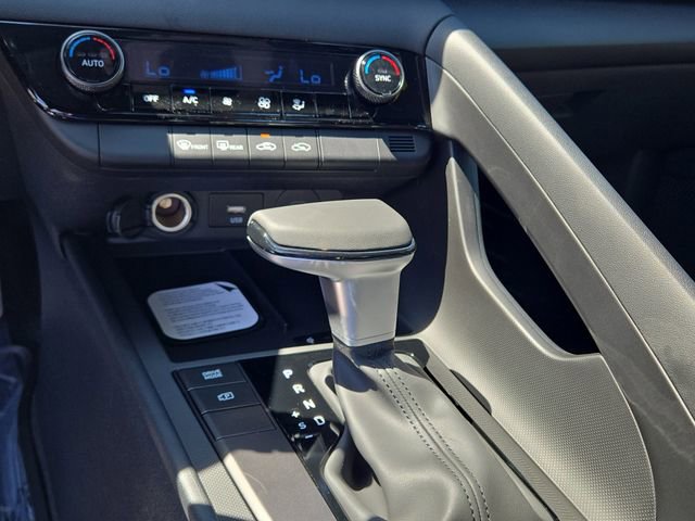 New 2026 Hyundai Elantra Sport FWD image 17